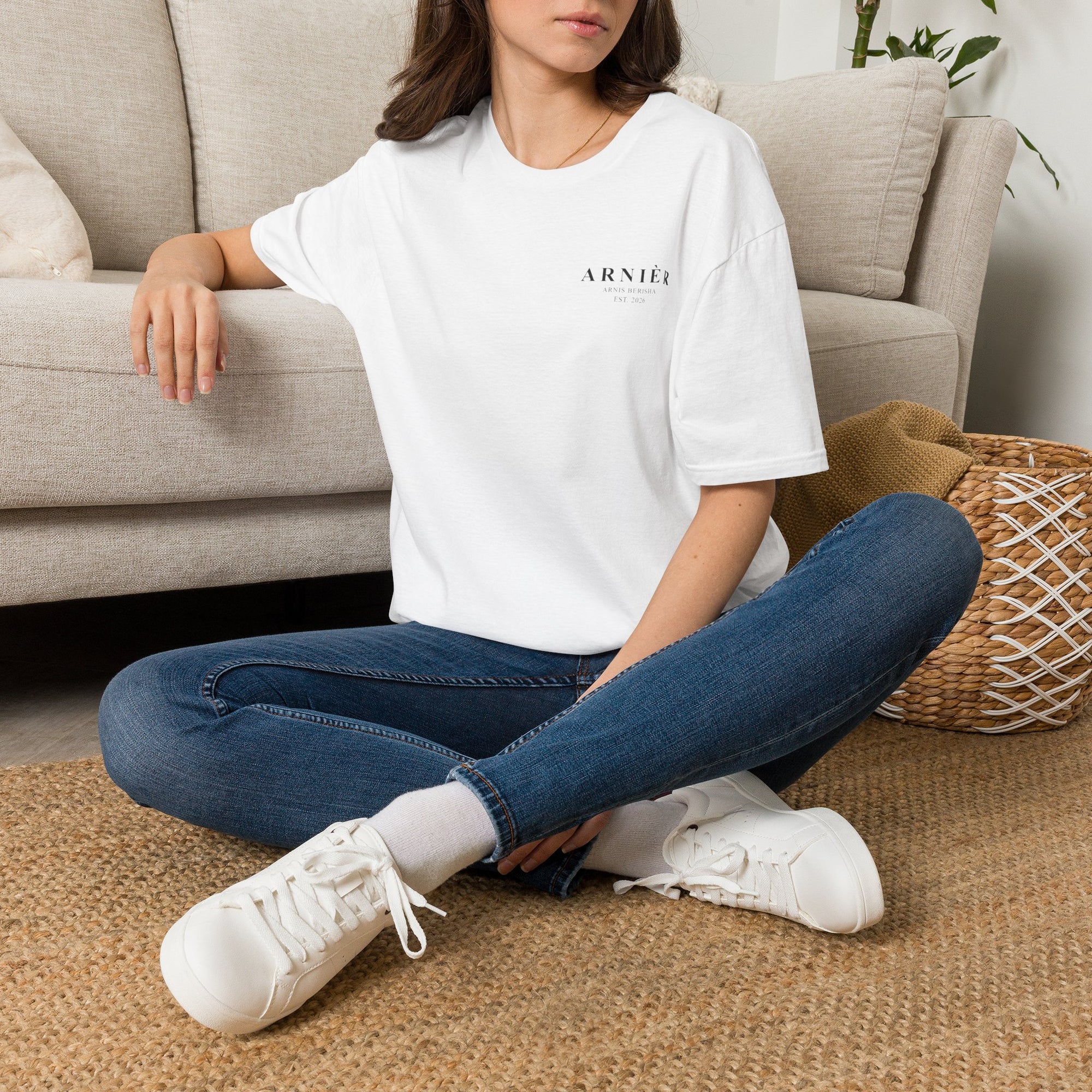 Minimalist Arniè Logo T-Shirt — Classic Casual Tee